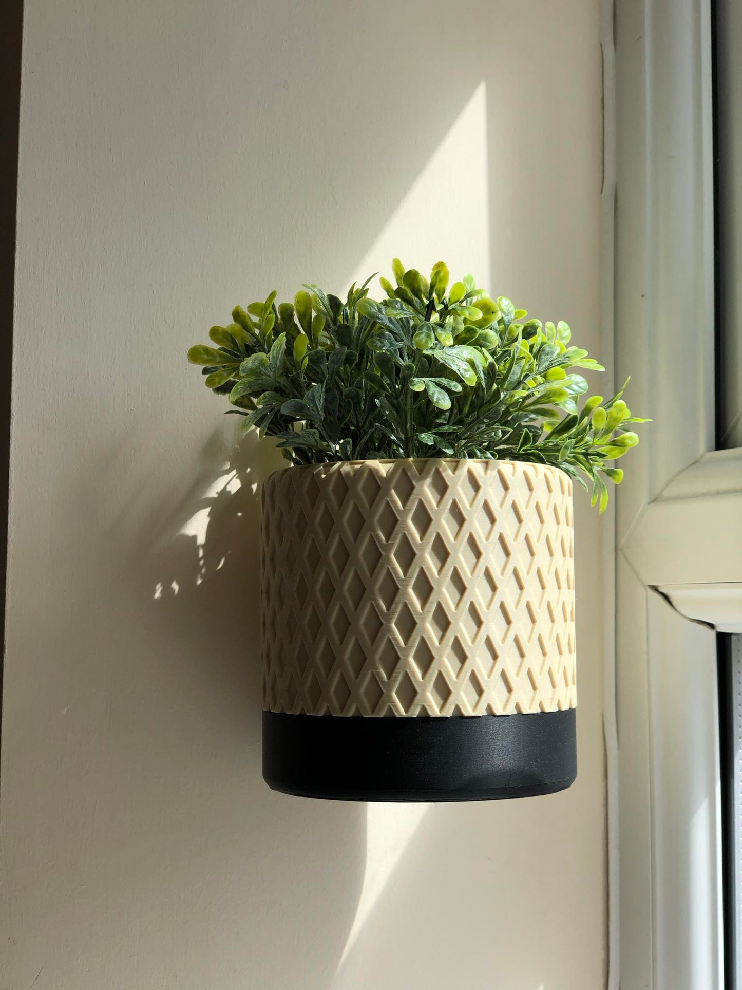 Cleo Planter
