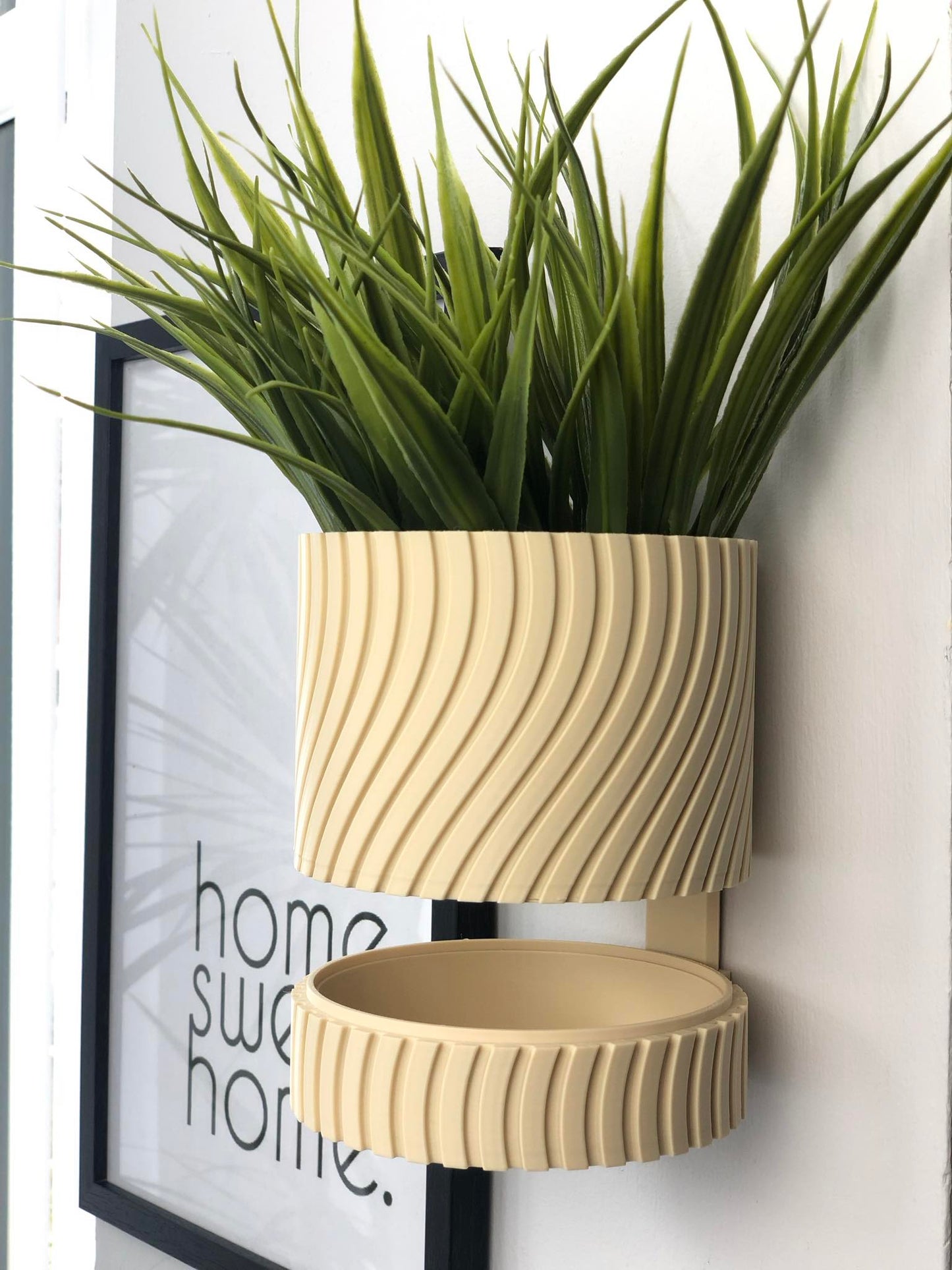 Clara Planter