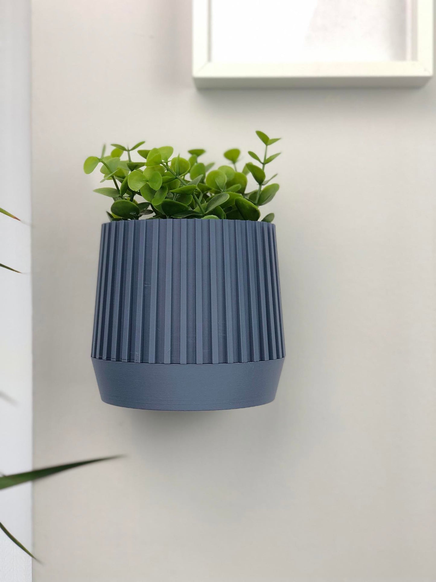 Vertica Planter