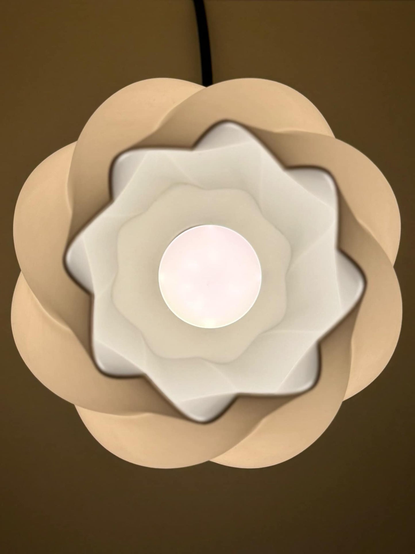 Swirlight Table Lamp