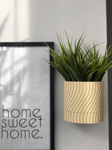 Clara Planter